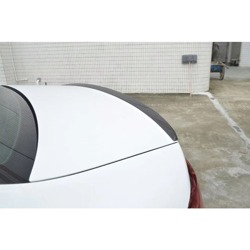A6 C7 Carbon Fiber Rear Trunk  - đánh giá và giá Boots