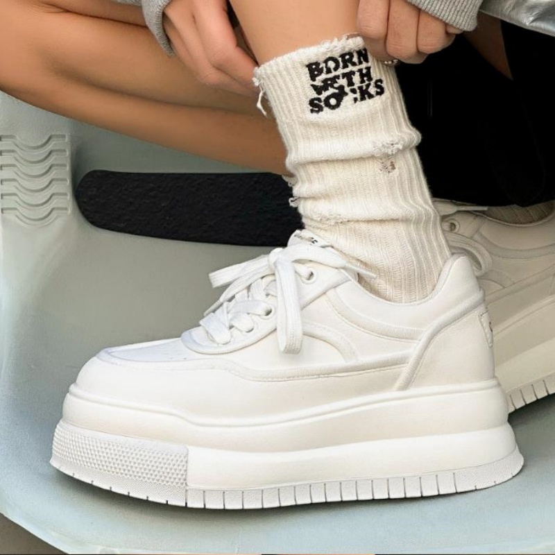New Leather Women's White Brea - đánh giá và giá Running Shoes